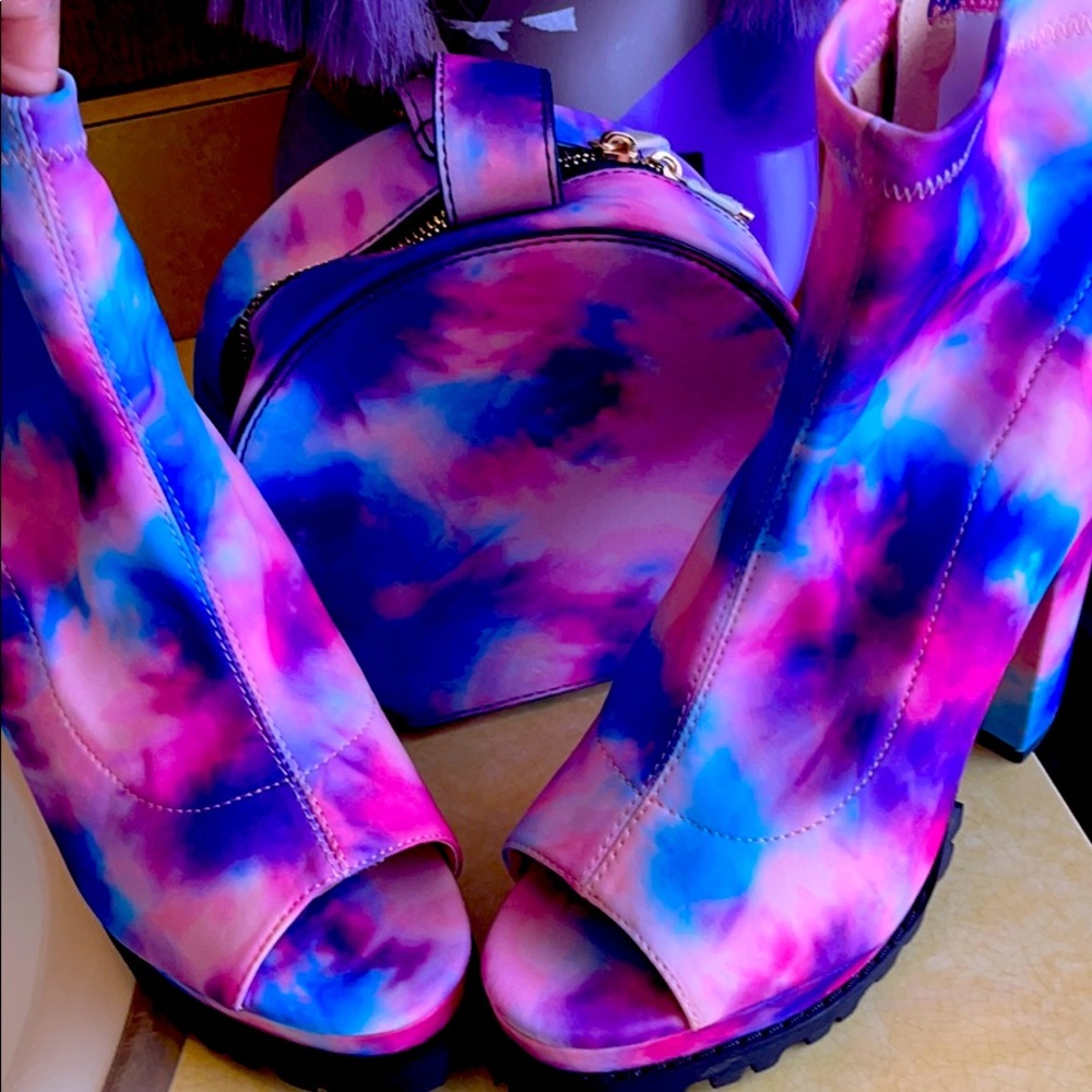 Multi color platform wedge bootie